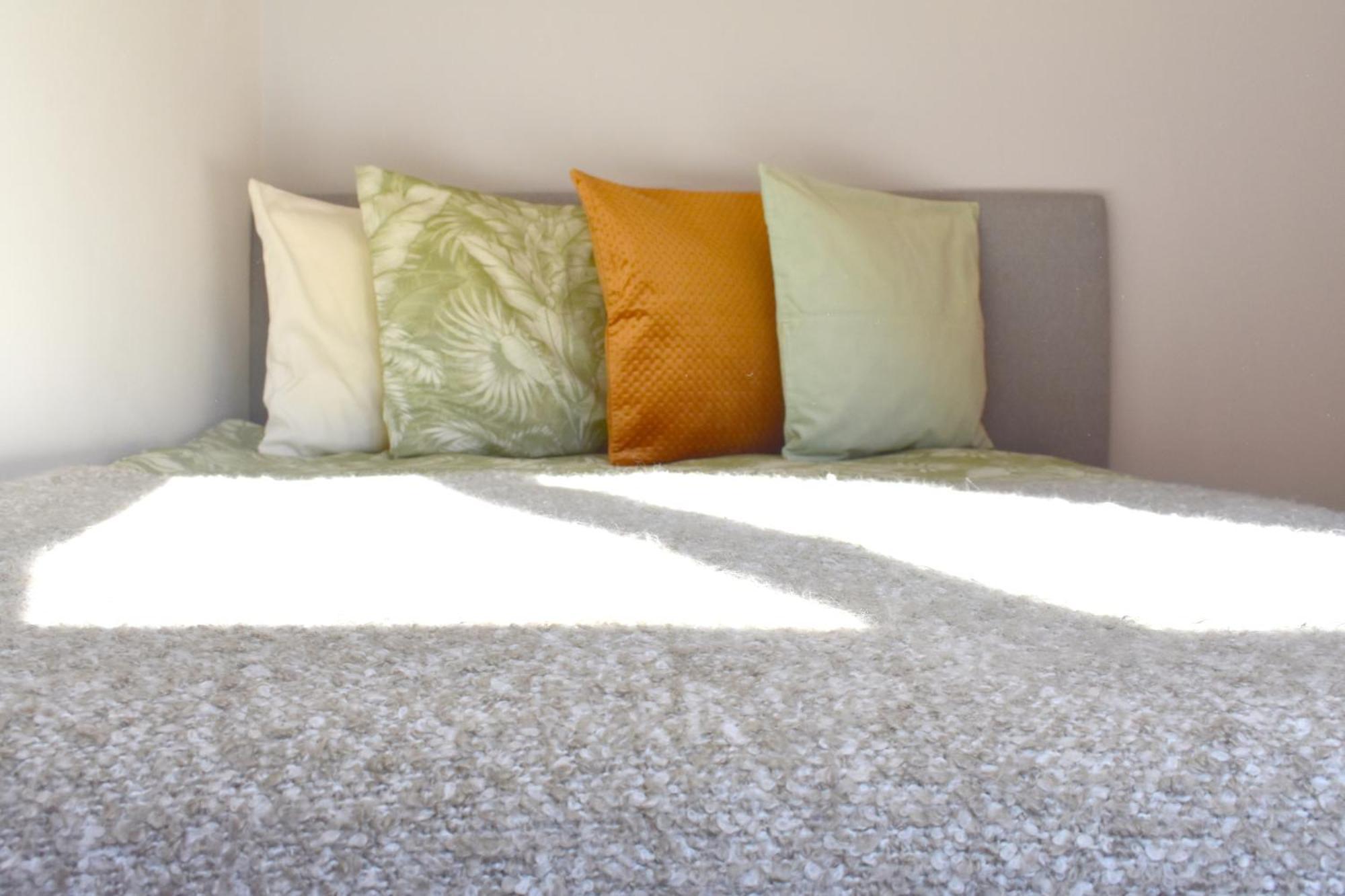 New Central Rooftop With Private Wellness, Sauna & Whirlpool Bath Praha Bagian luar foto